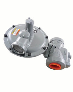 B34SR gas pressure regulator 1.25 inch NPT 7/8×1 inch orifice 8.5–12.5 PSI blue spring